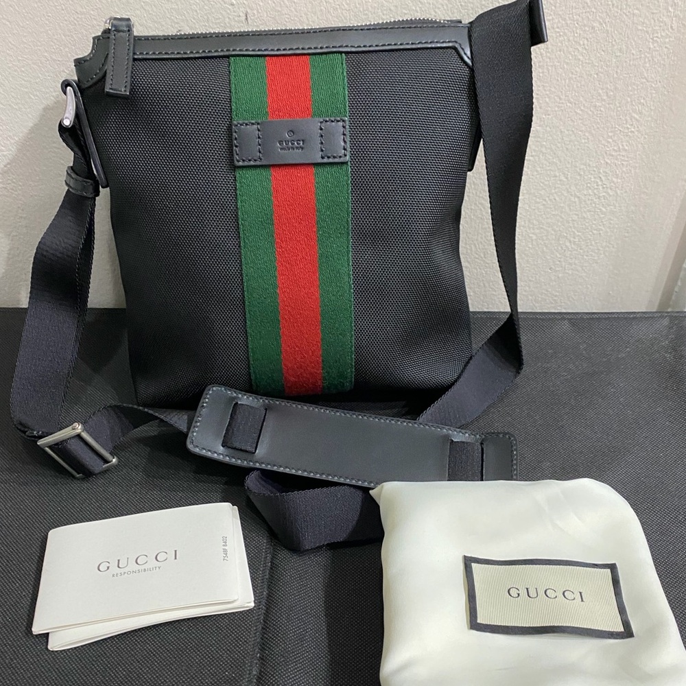 Gucci Techno Canvas Web Messenger Bag - Black Unisex Crossbody Bag